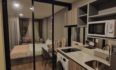 À louer 1 chambre condo à Khan Na Yao, Bangkok