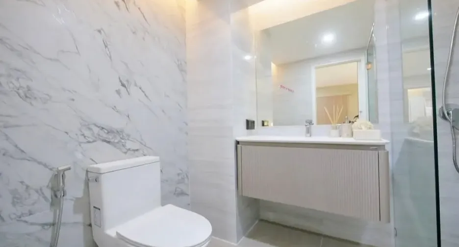 ขาย 2 ห้องนอน คอนโด ใน วัฒนา, กรุงเทพฯ