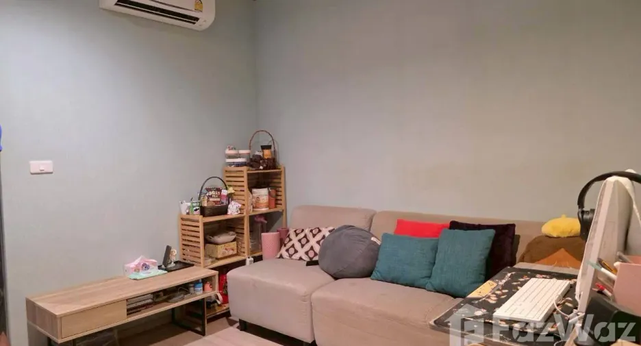 Wohnung zum Kauf mit 1 Zimmer in Khlong San, Bangkok