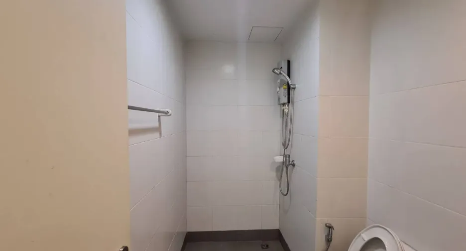 For sale and for rent studio condo in Sathon, Bangkok