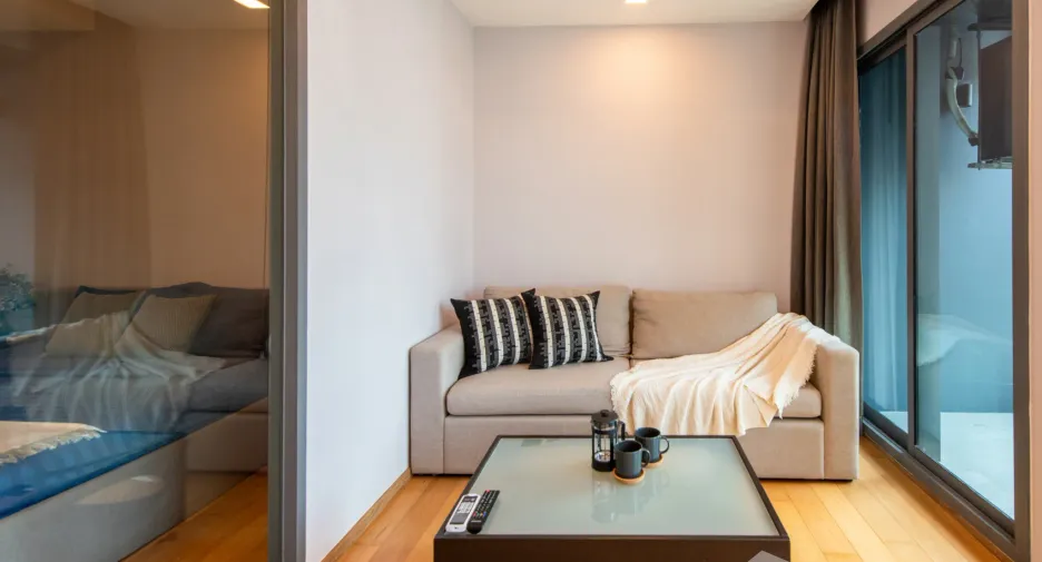 For sale 1 bed condo in Khlong Toei, Bangkok