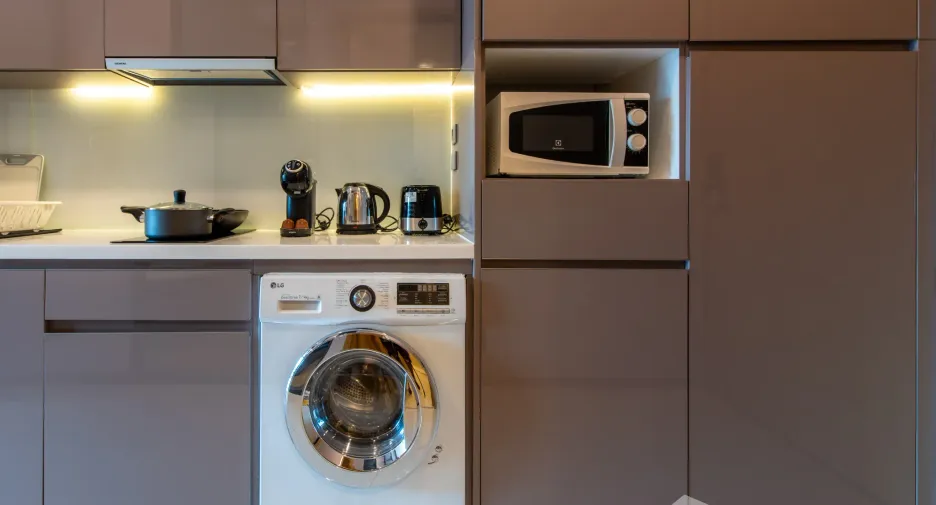 For sale 1 bed condo in Khlong Toei, Bangkok