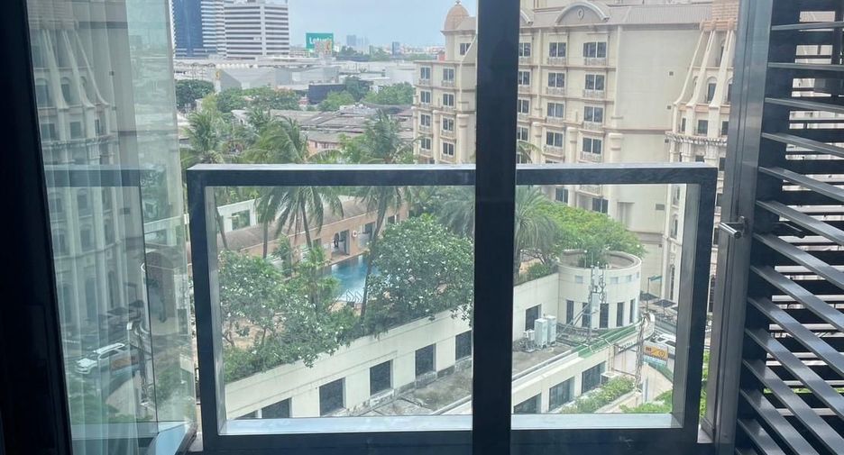 For sale 1 bed condo in Khlong Toei, Bangkok