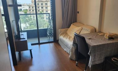 Wohnung zum Kauf mit 1 Zimmer in Khlong Toei, Bangkok