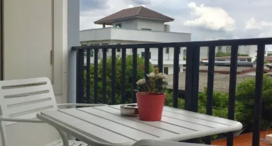 For rent 1 bed apartment in Bang Kapi, Bangkok