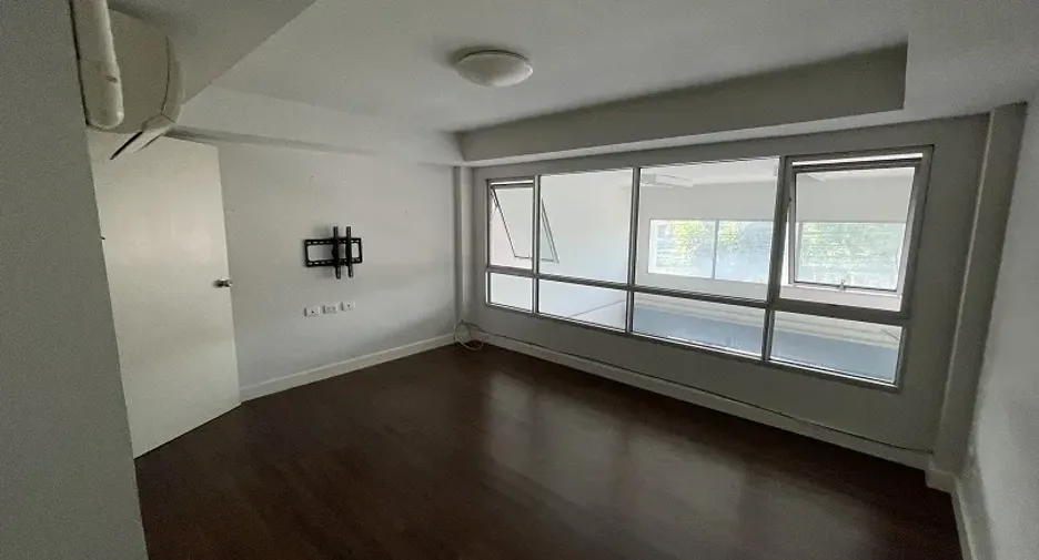 Reihenhaus zum Kauf mit 3 Zimmer in Thung Khru, Bangkok