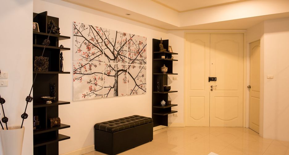 À vendre et à louer 2 chambres condo à Khlong Toei, Bangkok