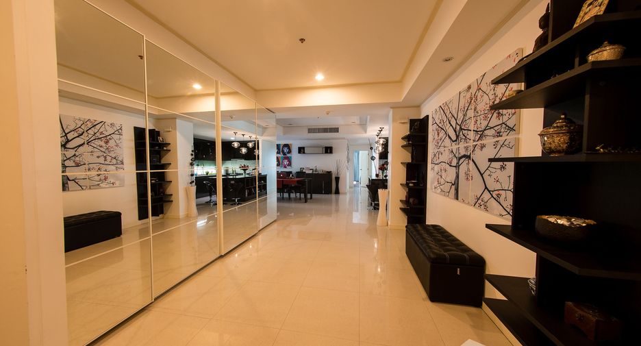 À vendre et à louer 2 chambres condo à Khlong Toei, Bangkok