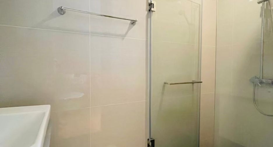 For sale and for rent studio condo in Khlong Toei, Bangkok