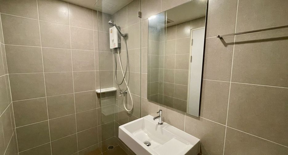 For rent studio condo in Bang Phlat, Bangkok