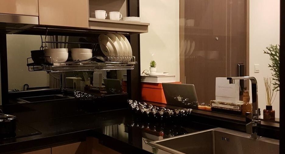 For sale and for rent 1 bed condo in Khlong Toei, Bangkok
