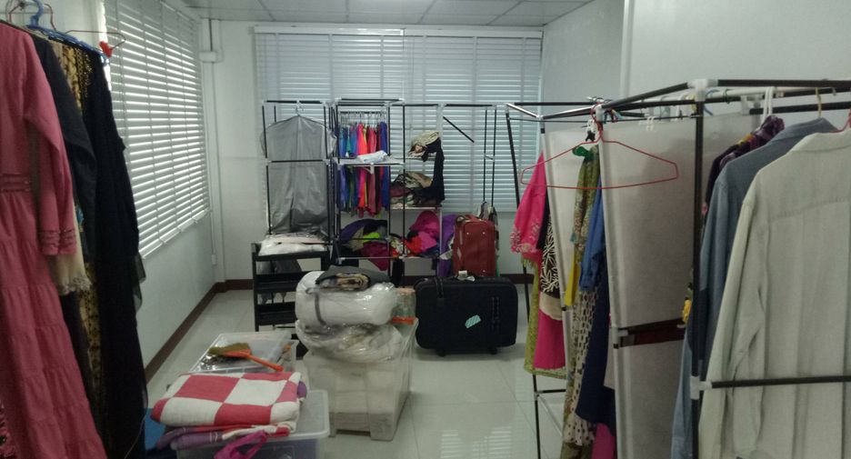 For sale 5 bedrooms house in Bueng Kum, Bangkok