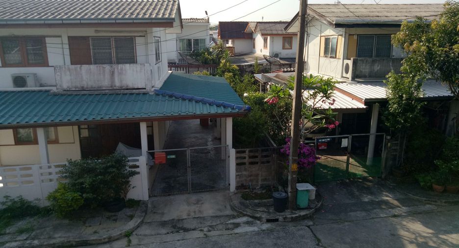 For sale 5 bedrooms house in Bueng Kum, Bangkok