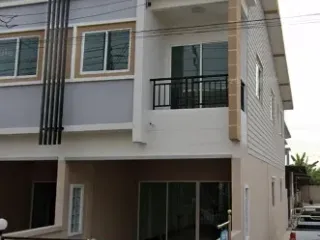For Rent 3 Bedroom Townhouse In Nong Khaem, Bangkok