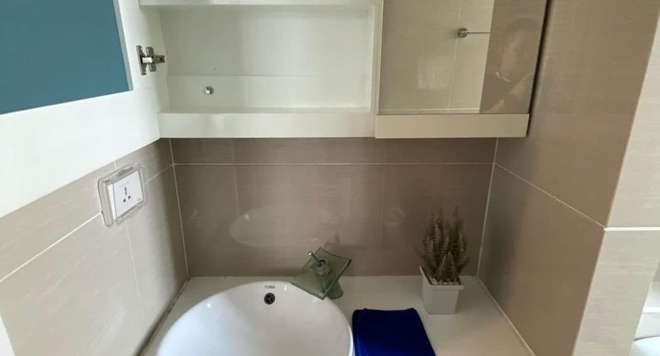 For sale そして for rent 1 Beds condo in Huai Khwang, Bangkok