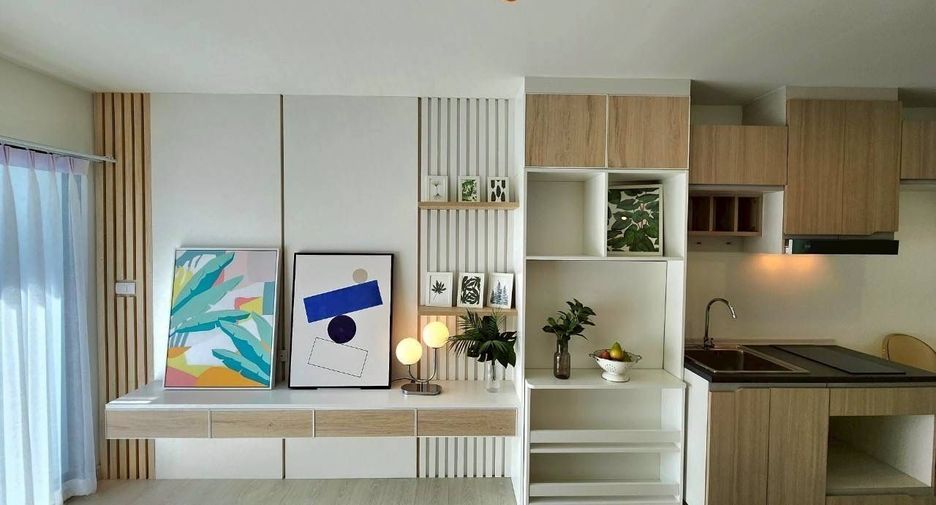 For sale 1 bed condo in Khlong Toei, Bangkok