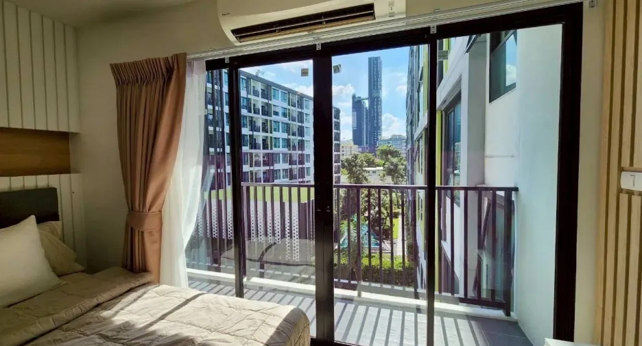 For sale 1 bed condo in Khlong Toei, Bangkok