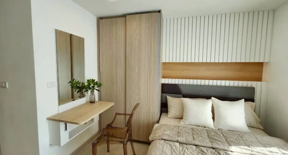 For sale 1 bed condo in Khlong Toei, Bangkok
