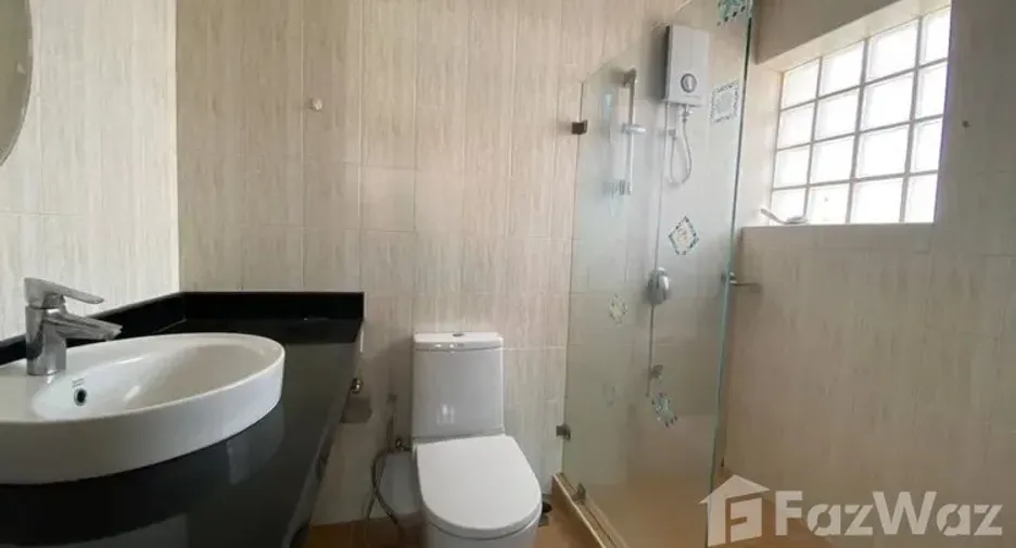 Haus zum Kauf und zur Miete mit 4 Zimmer in Suan Luang, Bangkok