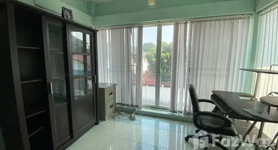 Haus zum Kauf und zur Miete mit 4 Zimmer in Suan Luang, Bangkok