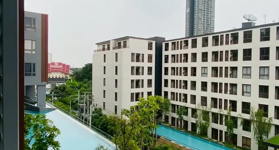 For sale 2 bedrooms condo in Watthana, Bangkok