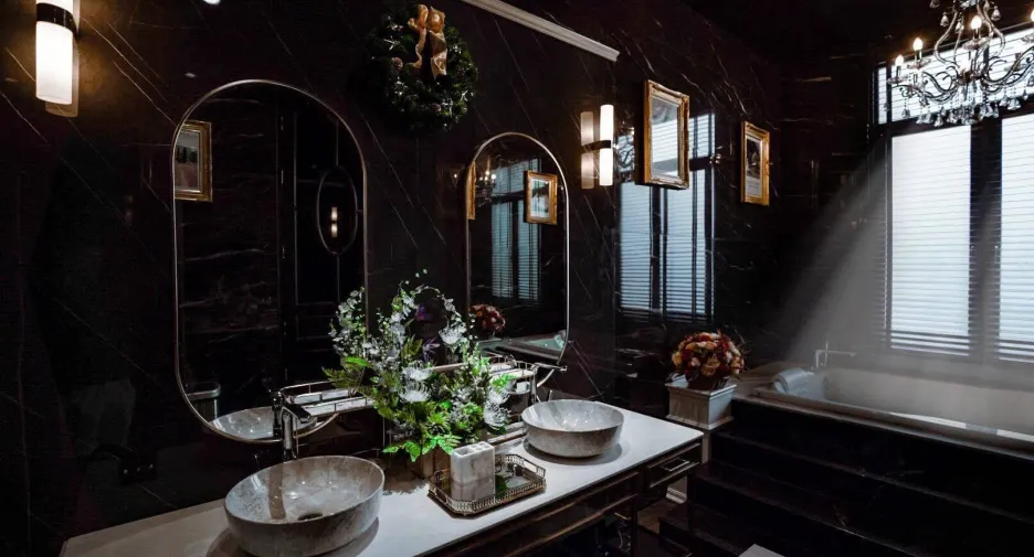 For sale 4 ベッドルーム villa in Bang Phlat, Bangkok