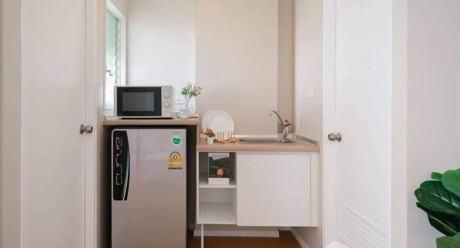 For rent studio condo in Mueang Samut Prakan, Samut Prakan