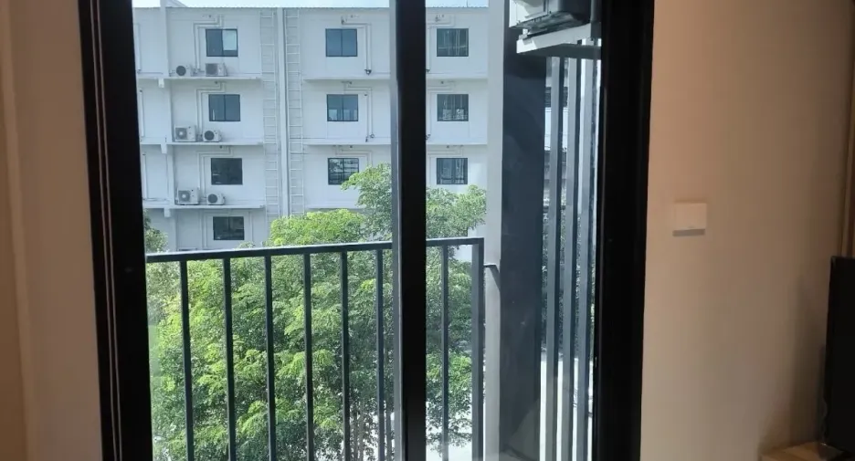 For rent studio condo in Don Mueang, Bangkok