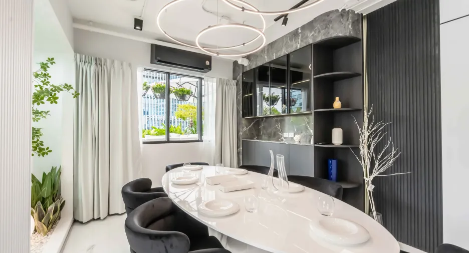 For sale 1 bed condo in Watthana, Bangkok