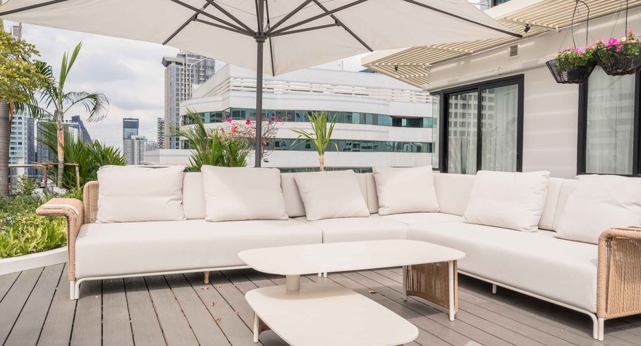 For sale 1 bed condo in Watthana, Bangkok