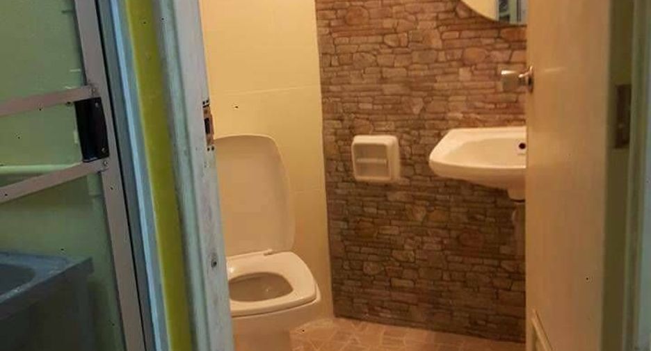 For sale 1 bed condo in Khan Na Yao, Bangkok
