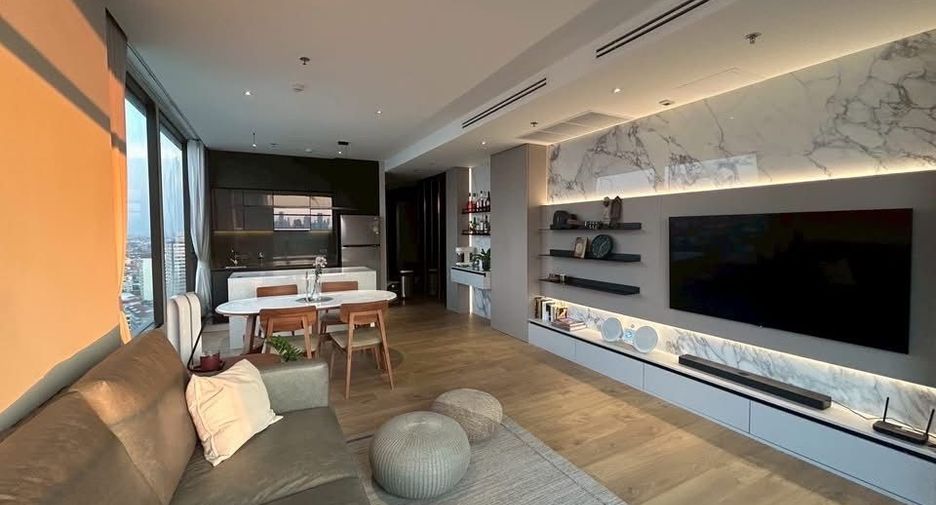 À vendre 2 chambres condo à Watthana, Bangkok