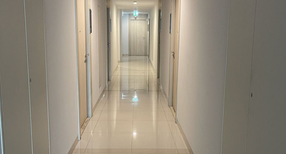 For sale studio condo in Pathum Wan, Bangkok