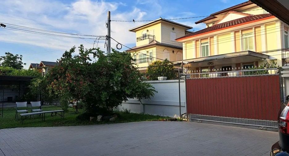 À vendre 5 chambres maison à Bueng Kum, Bangkok