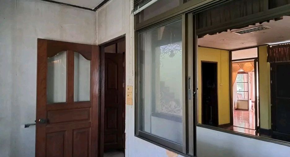 À vendre 5 chambres maison à Bueng Kum, Bangkok
