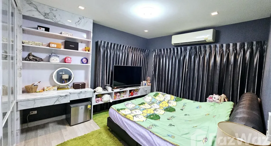 For sale and for rent 4 bedrooms house in Lat Krabang, Bangkok