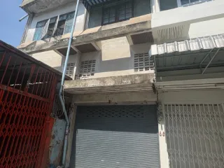 For Rent 5 Bedroom Townhouse In Bang Kho Laem, Bangkok
