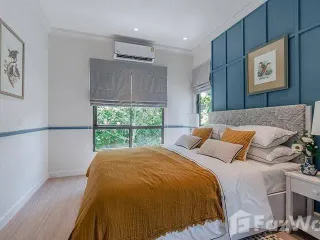 For sale 4 bedrooms house in Bang Khun Thian, Bangkok