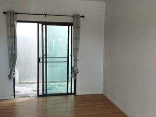For sale and for rent 3 bedrooms townhouse in Bang Phli, Samut Prakan