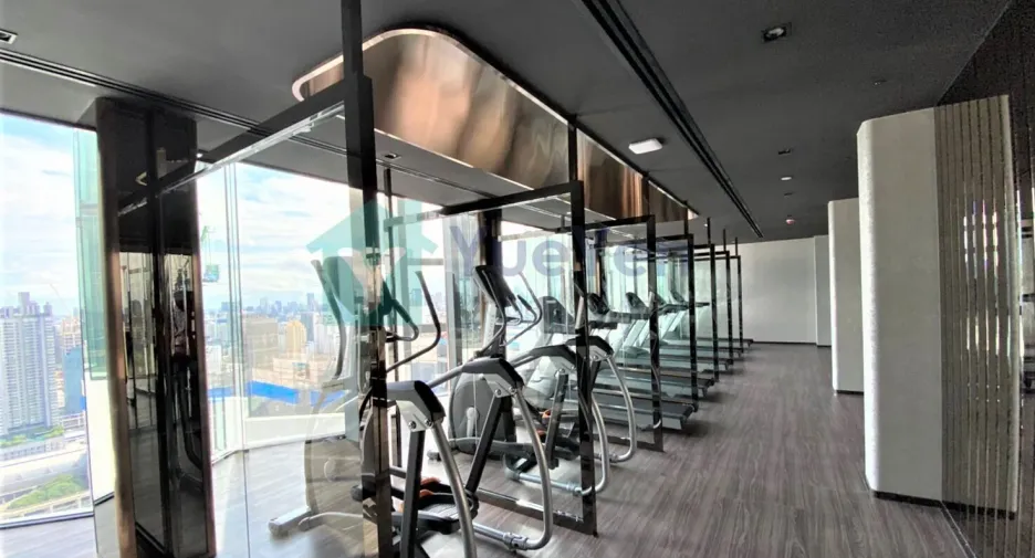 For sale studio apartment in Huai Khwang, Bangkok