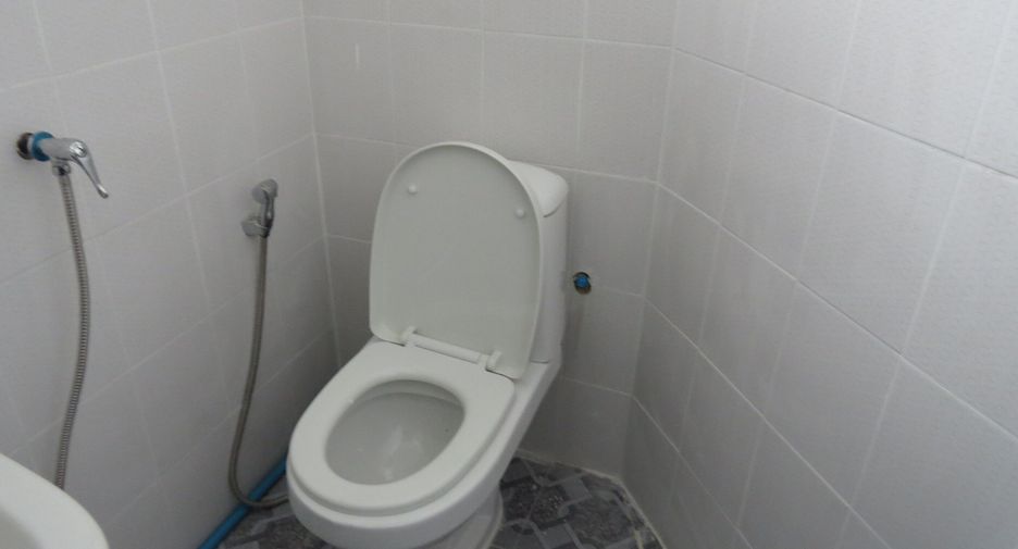 For rent studio condo in Chom Thong, Bangkok