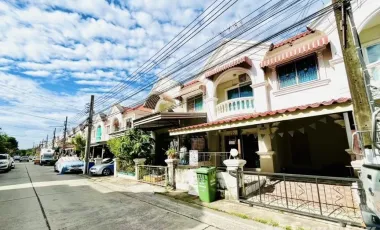 For sale 3 bedrooms townhouse in Bang Phli, Samut Prakan