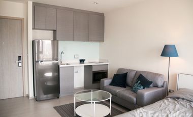 For sale studio condo in Khlong Toei, Bangkok