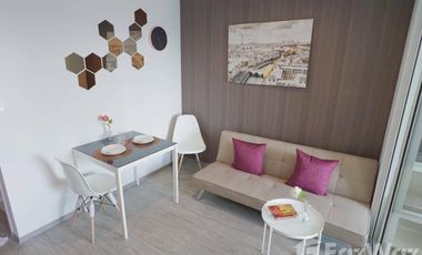 Wohnung zur Miete mit 1 Zimmer in Phra Khanong, Bangkok