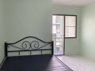 Condo en venta y en alquiler de estudio en Nong Khaem, Bangkok