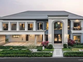For sale 5 bedrooms house in Taling Chan, Bangkok