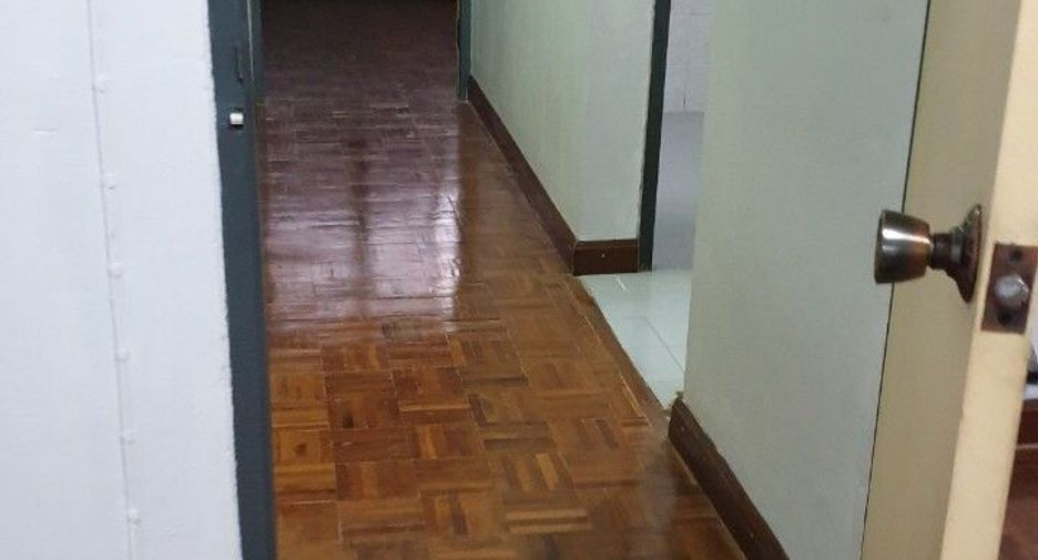 For rent 2 bedrooms townhouse in Min Buri, Bangkok