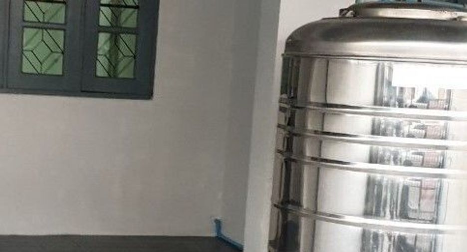 For rent 2 bedrooms townhouse in Min Buri, Bangkok
