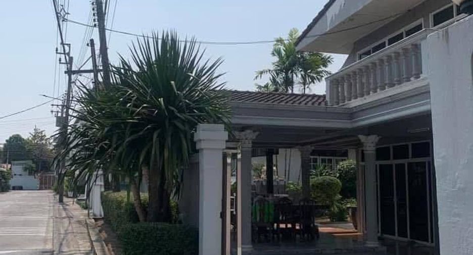 Haus zum Kauf mit 5 Zimmer in Lat Phrao, Bangkok