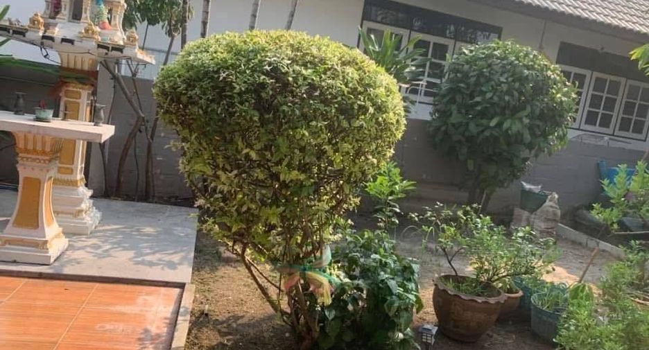 Haus zum Kauf mit 5 Zimmer in Lat Phrao, Bangkok